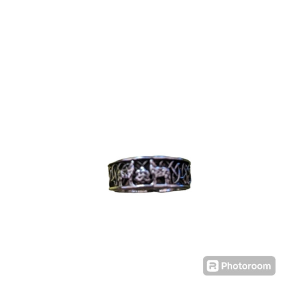 Celtic Wolf Ring Size 11 - Picture 1 of 2